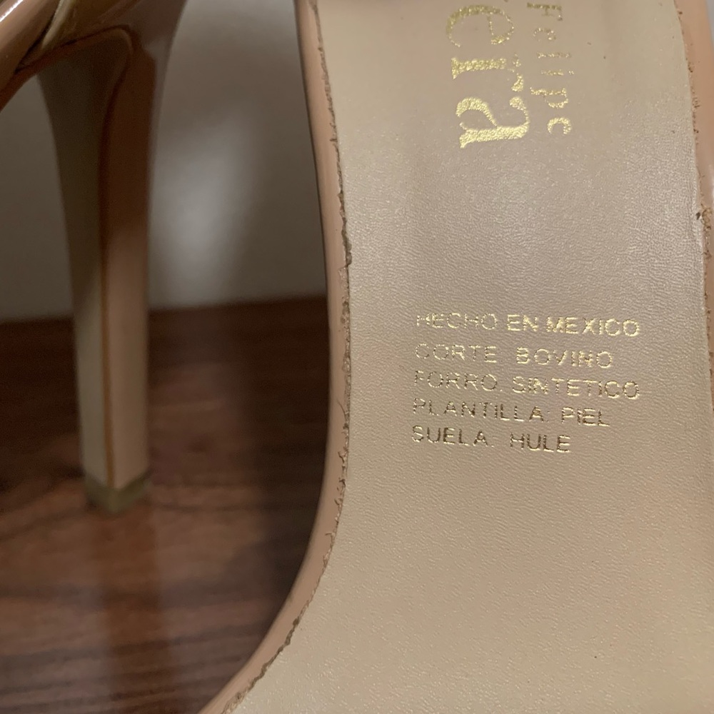 Leather Nude ankle strap heels size 8 - Picture 15 of 15